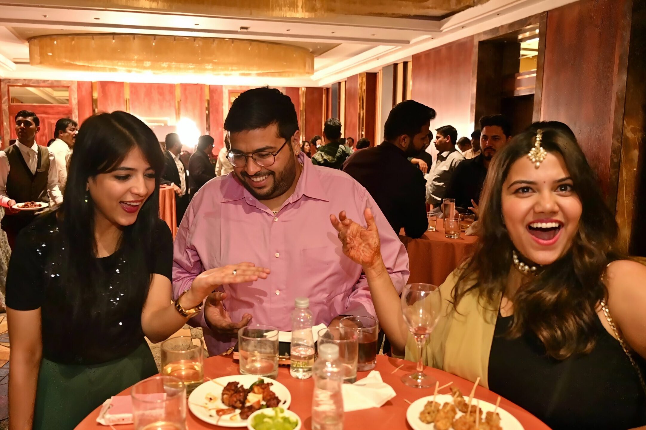 Wedding Mentalist in action Wedding Mentalist performing at a Sangeet