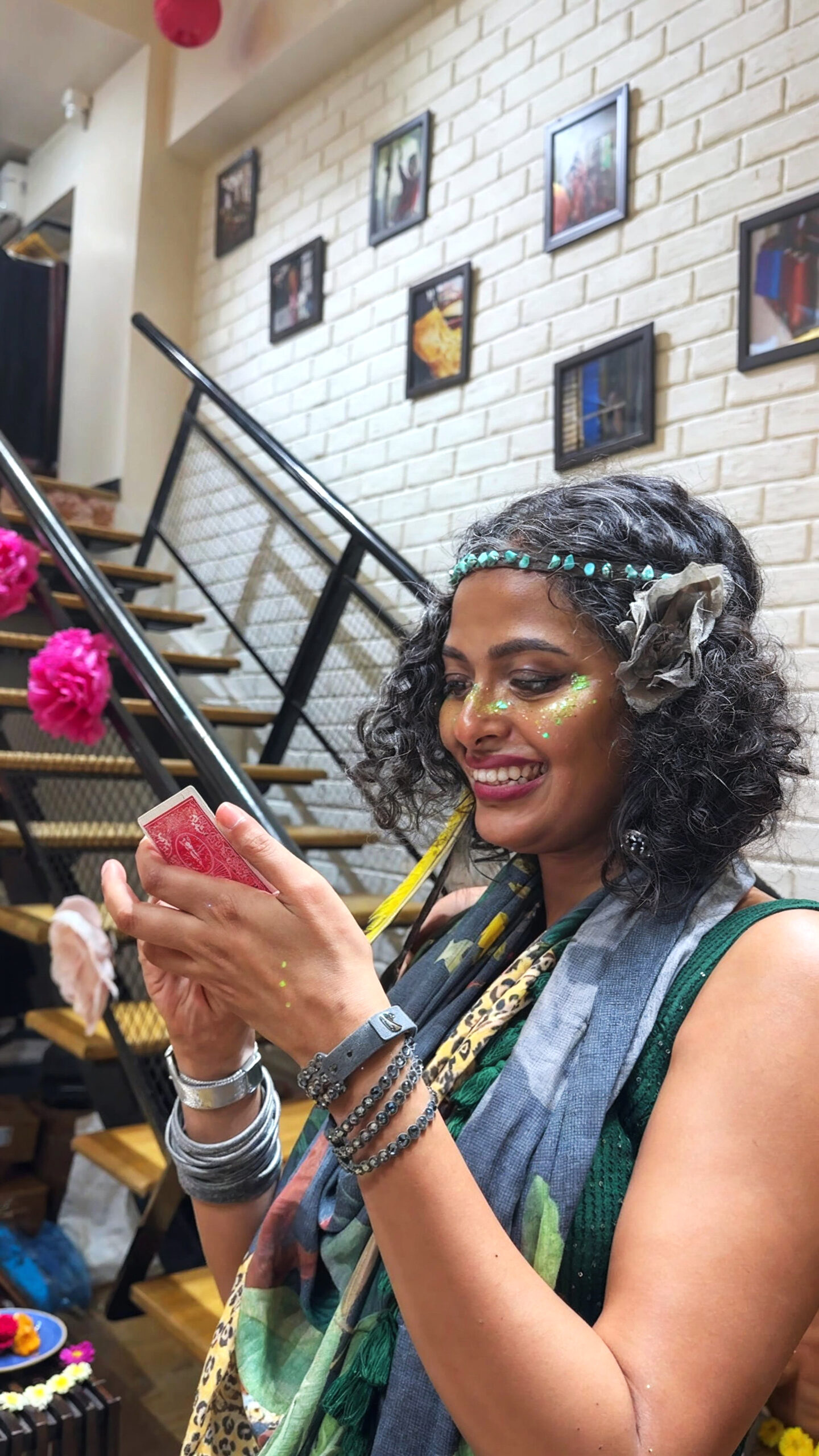 Mentalist in Chennai performing a Mental Illusion for Sujata Biswas (Suta, Founder)